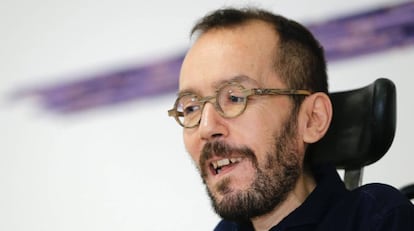 Pablo Echenique, tras la reuni&oacute;n de la direcci&oacute;n de Podemos.