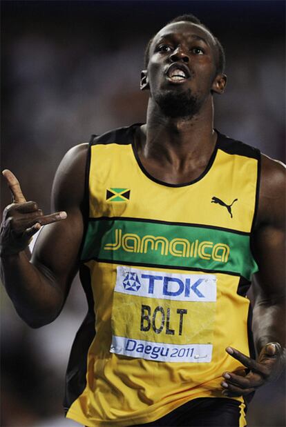 Bolt, después de ganar los 200m de Daegu.