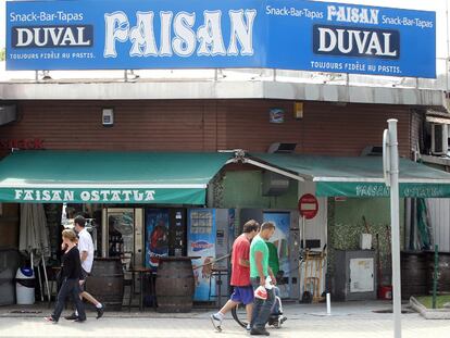Vista del bar Faisán, en Behobia, donde se produjo el presunto chivatazo.