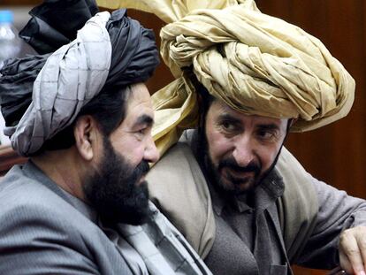 Parlamentarios afganos durante el examen al Gobierno de Karzai.