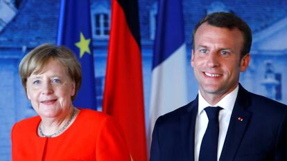 La canciller alemana, Angela Merkel, con el presidente francés, Emmanuel Macron