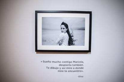 Exposición Elisa y Marcela.jpg