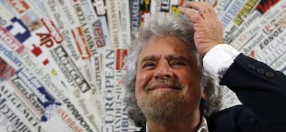 L'exhumorista i líder del Moviment Cinc Estrelles (MCS), Beppe Grillo, durant una roda de premsa el 23 de gener passat.