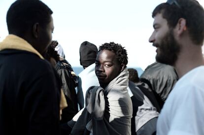 Llegada de migrantes del buque 'Aquarius' al puerto de Valencia, el 17 de junio de 2018.