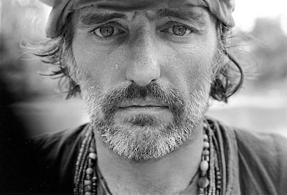 Dennis Hopper, in a photo taken by Mary Ellen Mark during the shooting of Apocalypse Now in 1976.