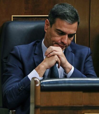 Pedro Sánchez, en su escaño durante la segunda votación de investidura en el Congreso.