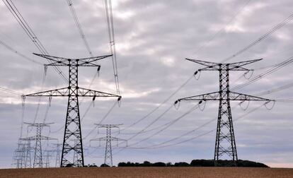 Torres eléctricos.