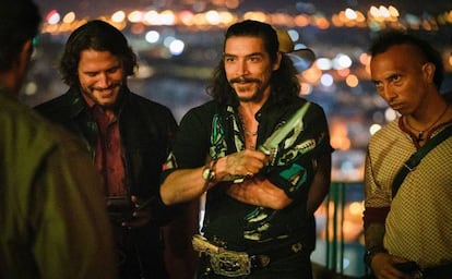 Sergio Peris-Mencheta (l) and Óscar Jaenada (c), the bad guys in ‘Rambo: Last Blood.’