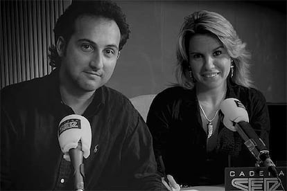 Iker Jiménez y Carmen Porter, responsables del programa <i>Milenio 3, </i>de la cadena SER.