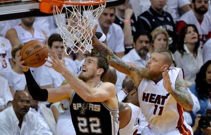 Splitter entra a canasta ante Andersen.