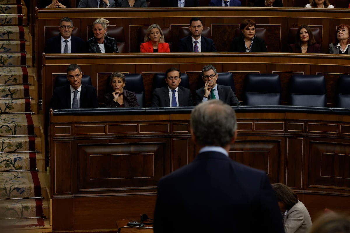 La antidemocrática ofensiva contra el PSOE