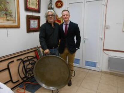 Bernardo Castillo y Víctor Ruiz, en la Casa de Valencia en París.