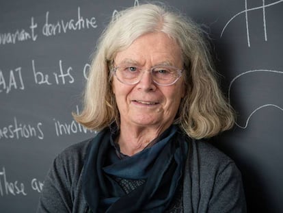 Karen Uhlenbeck, prêmio Abel de Matemáticas, em Princeton.