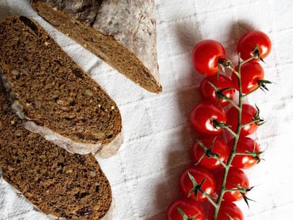 Ponerte una tostada de ese pan con un poco de tomate y aceite y alcanzar el éxtasis desayunero