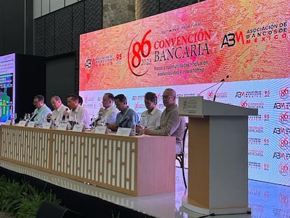 Inauguración de la 86 edición de la Convención Bancaria mexicana, en el Estado de Yucatán.