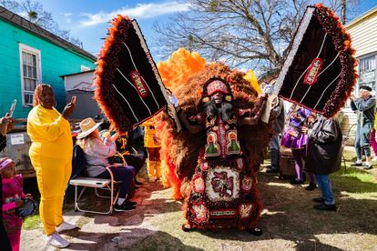 Uno de los desfiles del 'Mardi Gras' de 2024 en Nueva Orleans (Estados Unidos). 