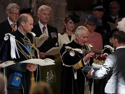 Carlos III recibe este miércoles 5 de julio la corona de Escocia en la catedral de St. Giles, en Edimburgo.