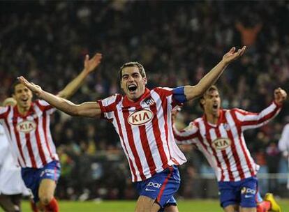 Antonio López celebra el tanto de la victoria ante el Sevilla.