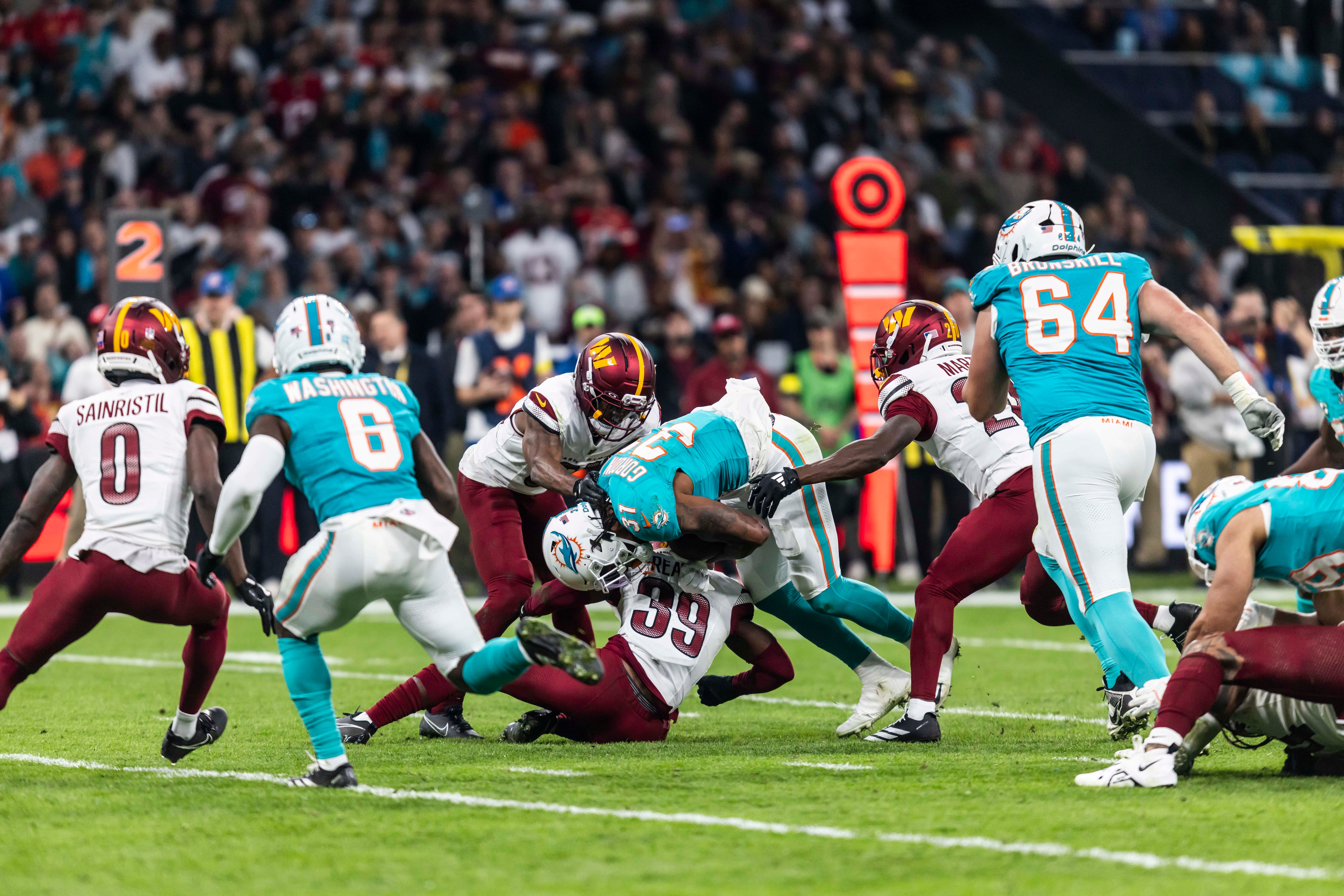 Los Dolphins se llevan en la prórroga el ‘thriller’ del Bernabéu en el estreno de la NFL en España