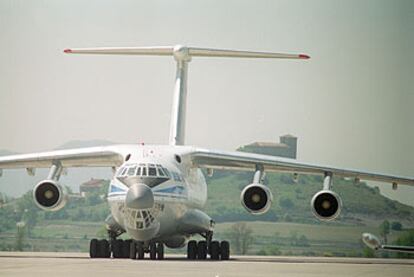 El avión IL-76 ucranio intervenido en 1997 en el aeropuerto de Foronda, en Vitoria, cuando transportaba tabaco de contrabando.