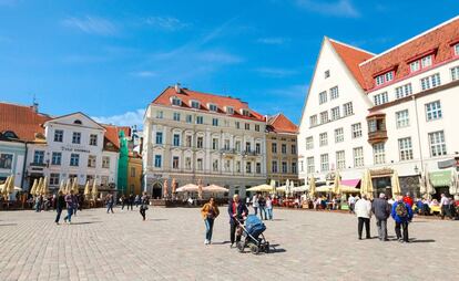 La plaza del Ayuntamiento de Tallin.