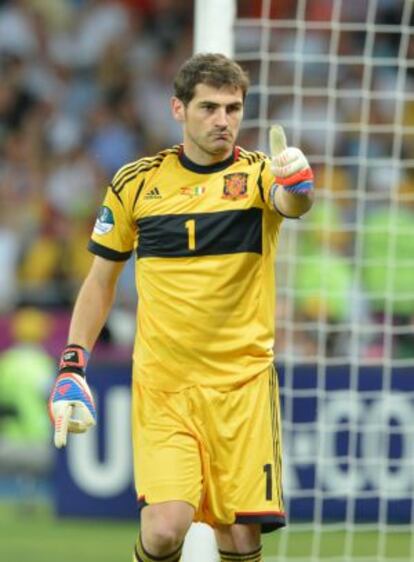 Casillas, durante la final de la Eurocopa ante Italia.