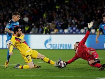 Un gol de Griezmann en la única jugada de mérito alivia a los azulgrana en un partido que mostró el extravío del equipo de Setién y por el que Messi pasó de puntillas