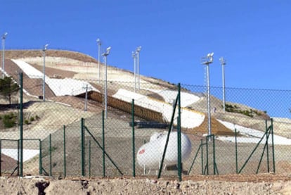 Obras de la pista artificial Meseta Ski, en Tordesillas (Valladolid).