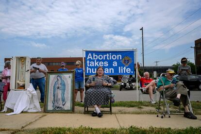 Anti-abortion activists