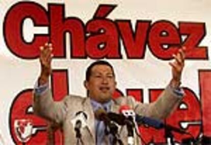 El presidente de Venezuela, Hugo Chávez, en un acto político en mayo de 2000.