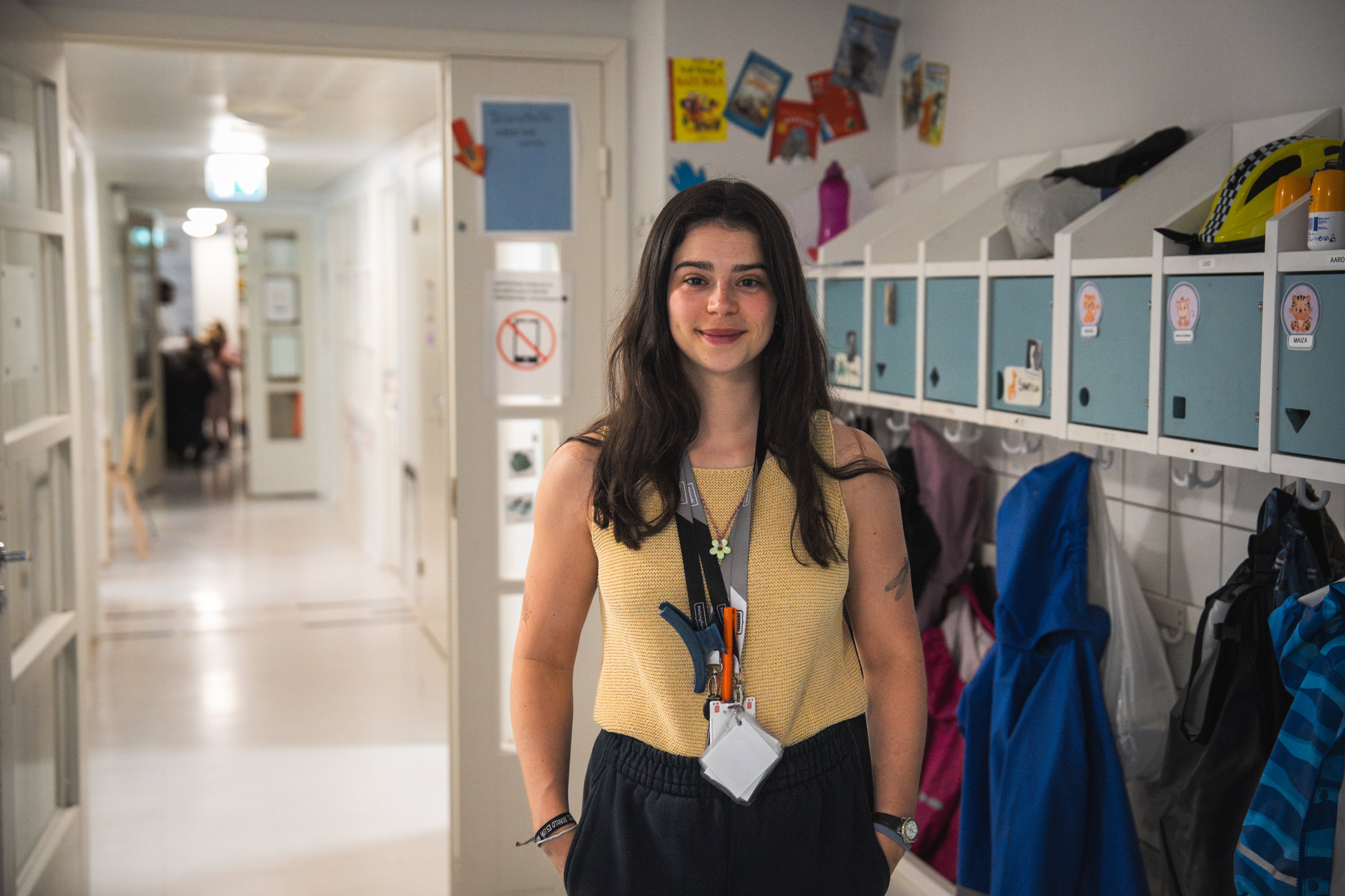 Mirari Chamorro en la escuela infantil de Helsinki donde estudia, el 25 de junio. 