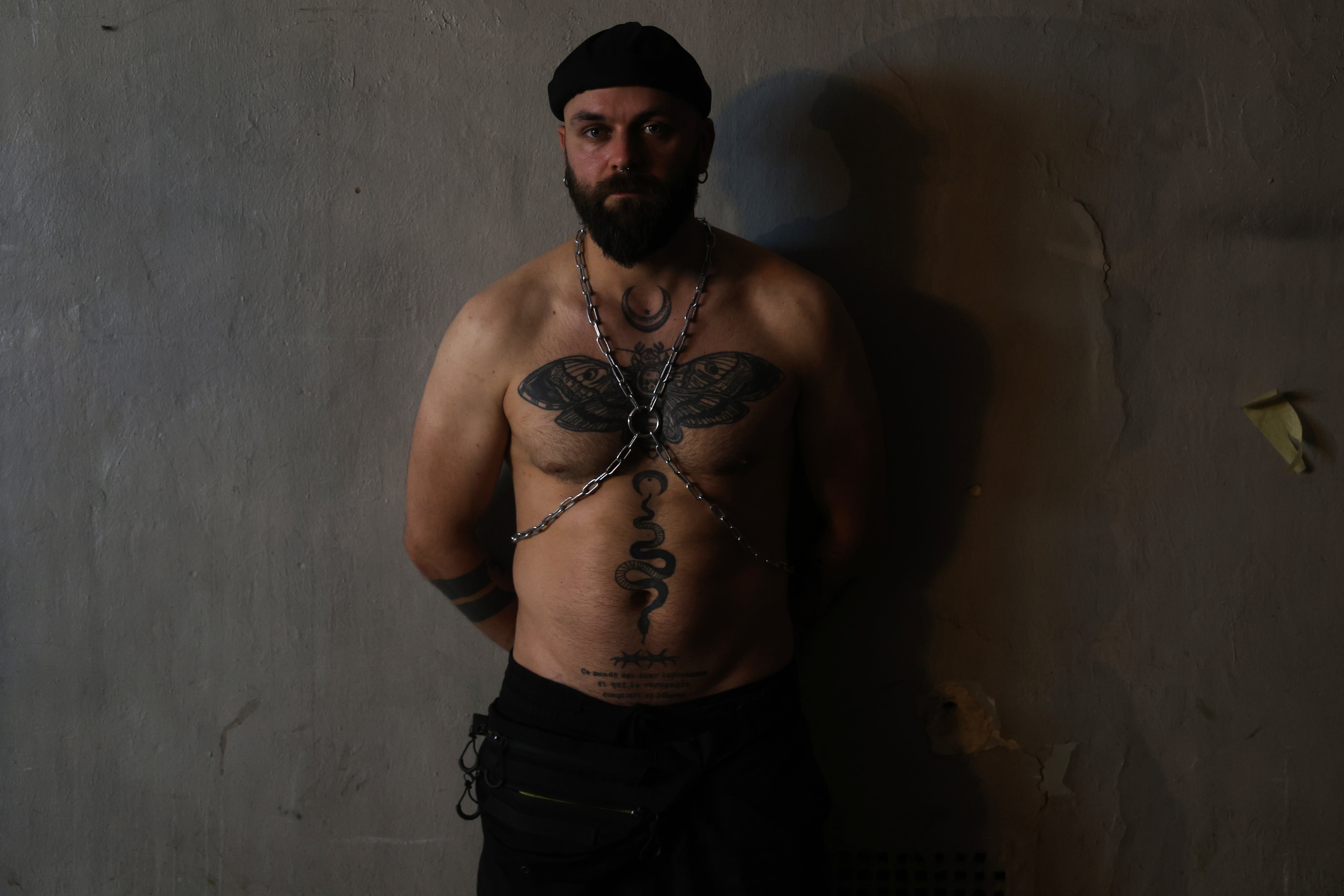 Seguei, agente de policía de 36 años, durante el festival Veselka en Kiev.