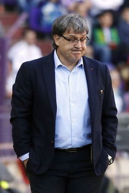 Martino se lamenta en la banda de Zorrilla