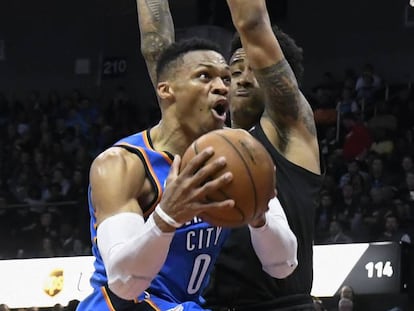 Westbrook, en el partido Thunder-Hawks.