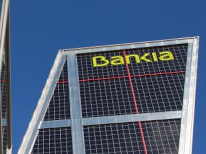 La OCU acude al juez para que Bankia devuelva el dinero de la OPV