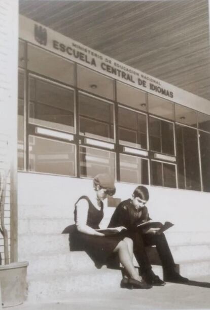 Fachada de la sede de la Escuela Oficial de Idiomas Jesús Maestro, en 1966.