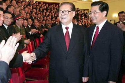 Jiang Zemin y Hu Jintao, en una reunión del Partido Comunista de China en septiembre pasado en Pekín.