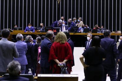 Deputados na sessão da Câmara desta quarta-feira.