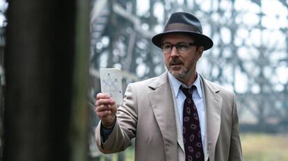 Aidan Gillen en 'Proyecto Blue Book'.