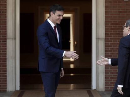 El presidente del Gobierno  español, Pedro Sànchez, y el presidente de la Generalitat, Quim Torrra.
