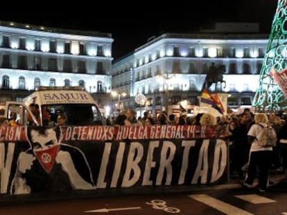 Manifestaci&oacute;n en la puerta del Sol en diciembre de 2012  para reclamar la puesta en libertad sin cargos de &#039;Alfon&#039;