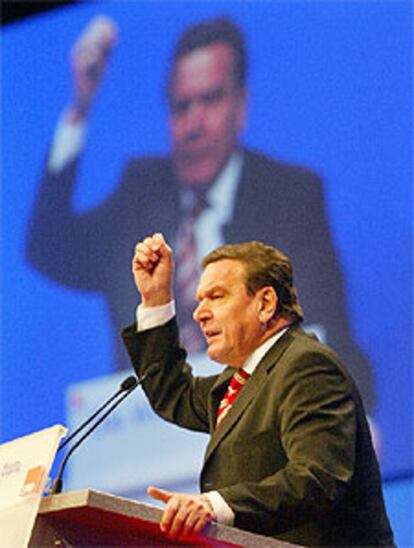 Gerhard Schröder, durante su intervención ayer en el congreso del SPD.
