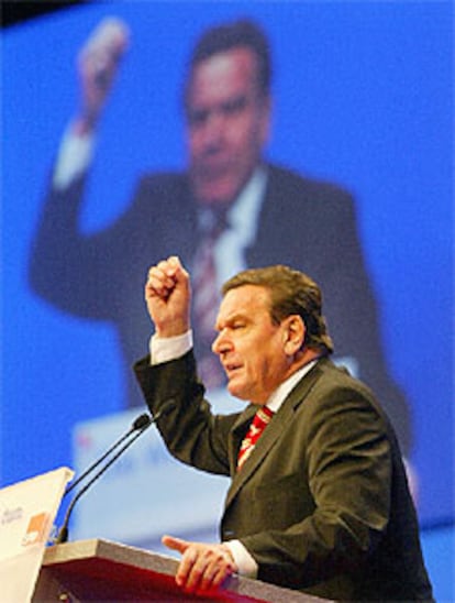 Gerhard Schröder, durante su intervención ayer en el congreso del SPD.