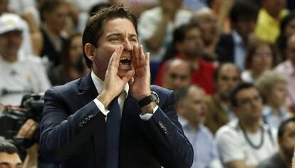 Xavi Pascual, en la final entre el Bar&ccedil;a y el Madrid.