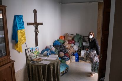 Recogida de productos en la parroquia San Demetrio de Tesalónica en Sevilla.