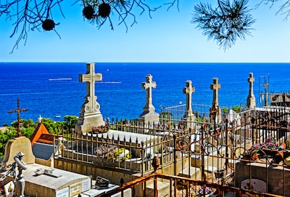 El cementerio marino de Sète, que inspiró uno de los poemas de Paul Valéry.