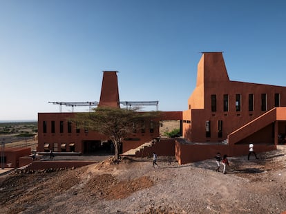 El inmueble se cierra al exterior para evitar calor y polvo.