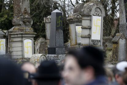 Frente a este repunte de los actos de odio contra la comunidad judía, cerca de 70 manifestaciones tendrán lugar este martes en toda Francia, incluyendo una en la plaza de la República en París.