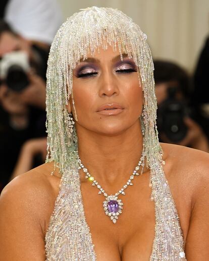 El estilo ahumado también fue todo un acierto en el look de Jennifer Lopez para la gala.