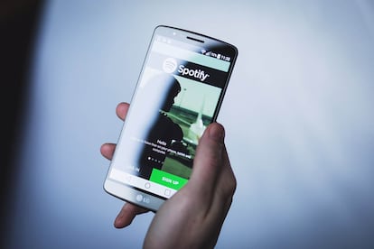 Spotify en un teléfono móvil